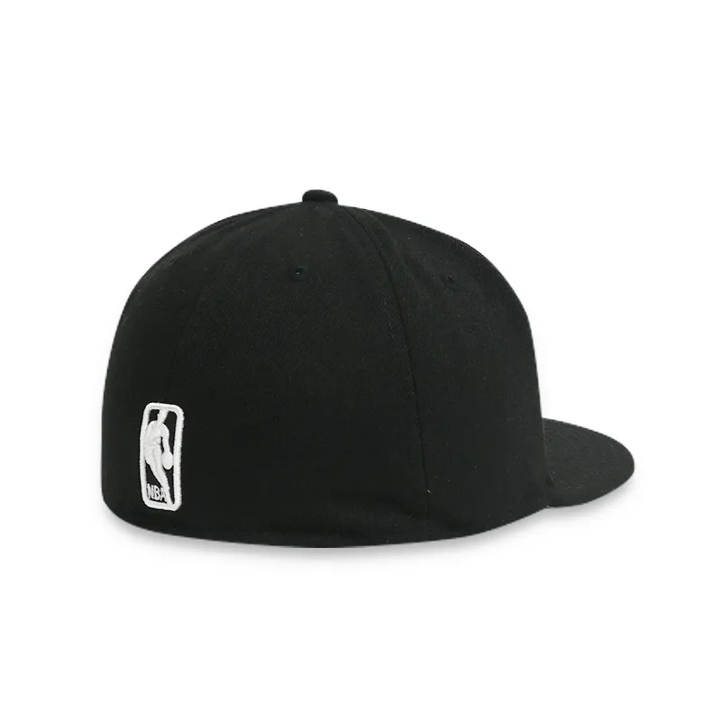 [70343946] Brooklyn Nets Men's Black Fitted Hat.