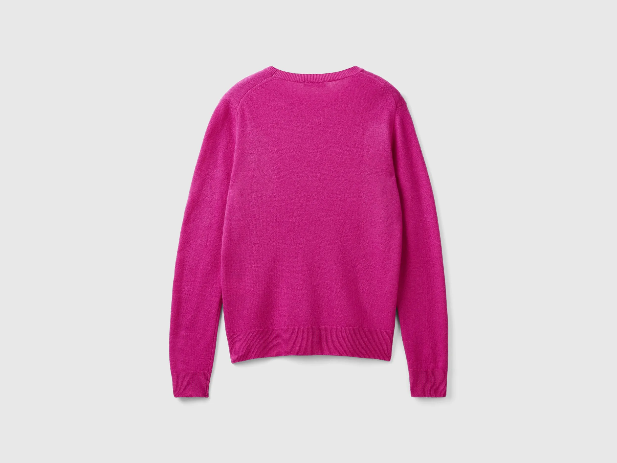 Fuchsia cyclamen crew neck sweater in pure Merino wool - Cyclamen | Benetton