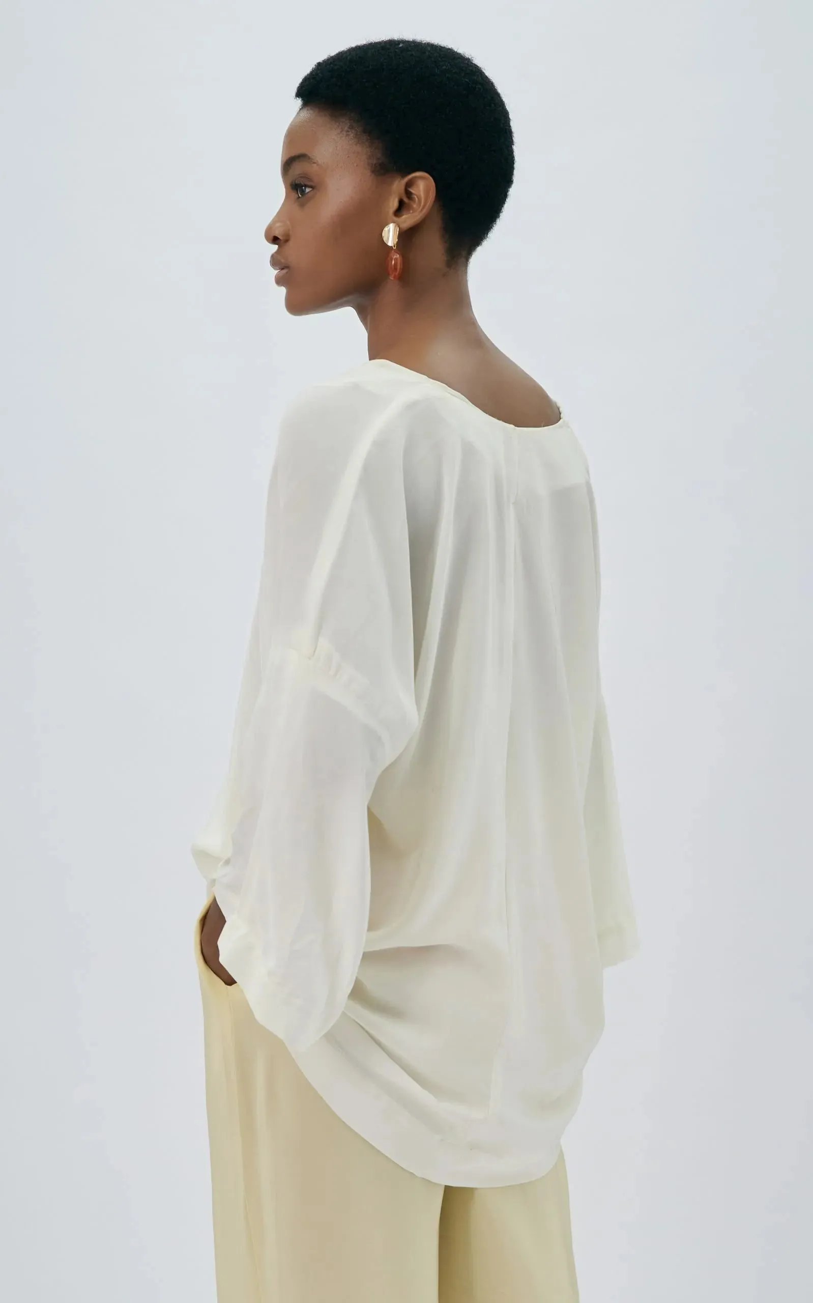 Kole Crepe Off-White Oversize Blouse