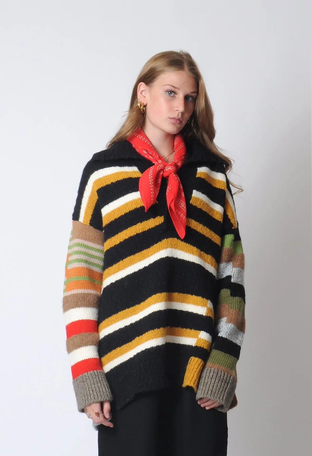 Lucy Button Collar Sweater - Multi