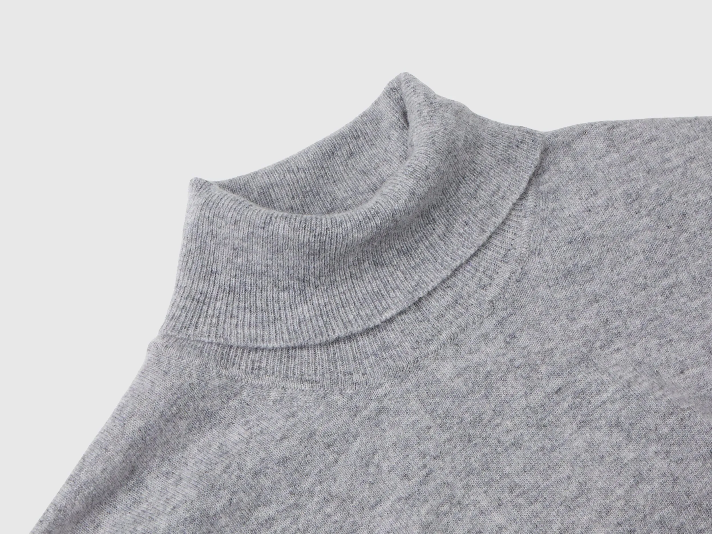 Marl gray turtleneck in pure Merino wool - Light Gray | Benetton