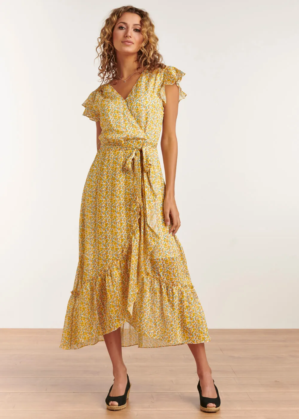 Smashed Lemon Flower Field 70's Maxi Dress Yellow